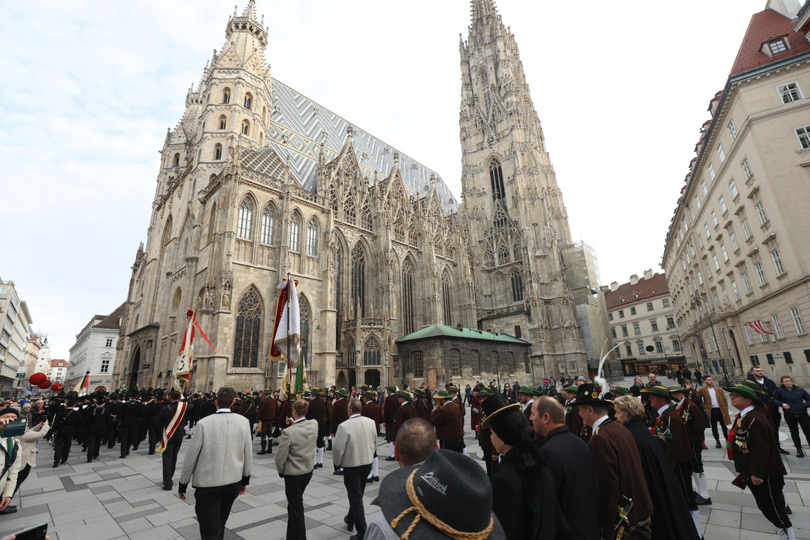 Tirolerball im Wiener Rathaus